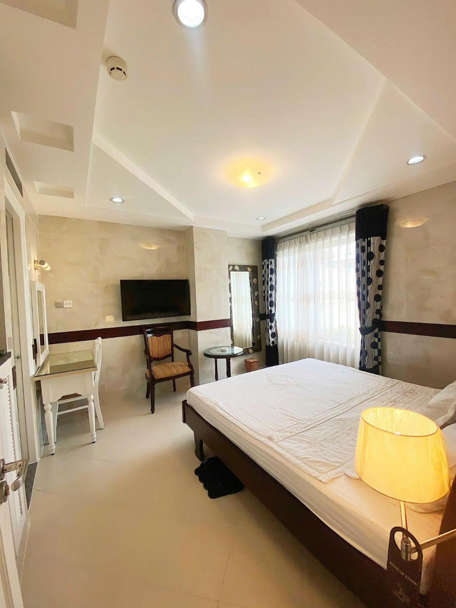 Hoang Thanh Thuy Airport Hotel 2 - Gan Am Thuc Dem Cho Hoang Hoa Tham Cidade de Ho Chi Minh Exterior foto