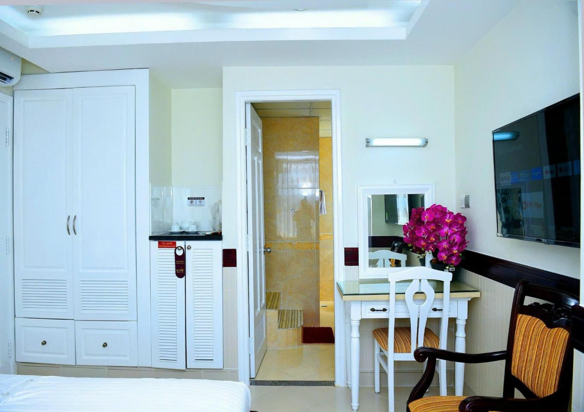 Hoang Thanh Thuy Airport Hotel 2 - Gan Am Thuc Dem Cho Hoang Hoa Tham Cidade de Ho Chi Minh Exterior foto